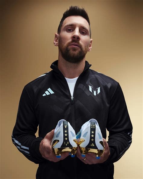 messi zapatillas.